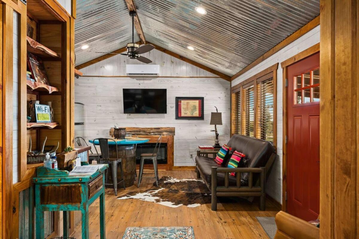 Rockin' R - Rustic Star Cabin Fredericksburg Ngoại thất bức ảnh