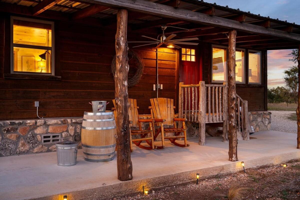 Rockin' R - Rustic Star Cabin Fredericksburg Ngoại thất bức ảnh