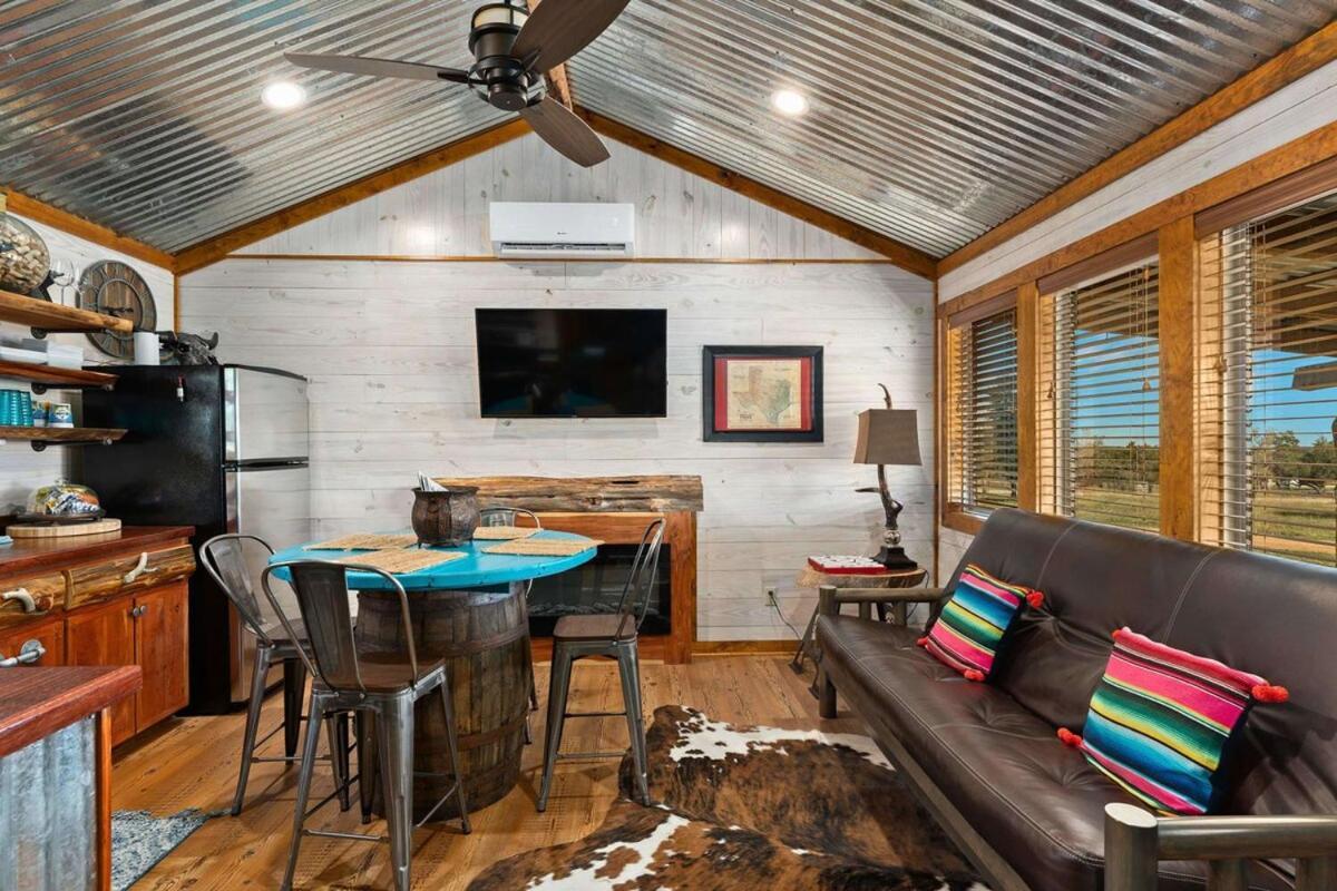 Rockin' R - Rustic Star Cabin Fredericksburg Ngoại thất bức ảnh